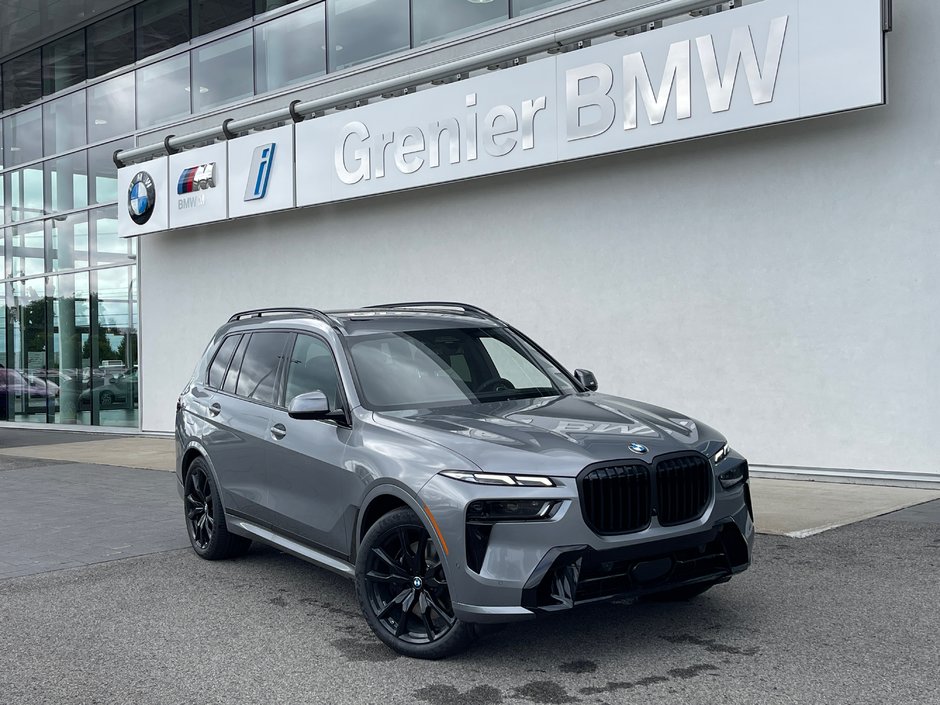 2025 BMW X7 XDrive40i, M Sport Pro Package in Terrebonne, Quebec - w940px