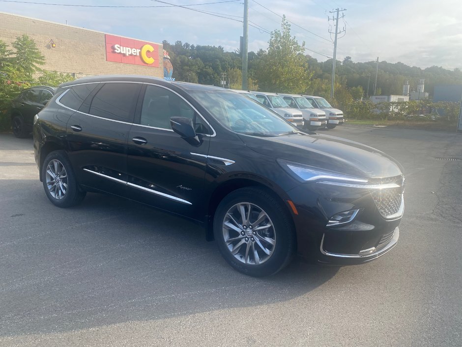 2024 Buick Enclave Avenir in Terrebonne, Quebec - w940px