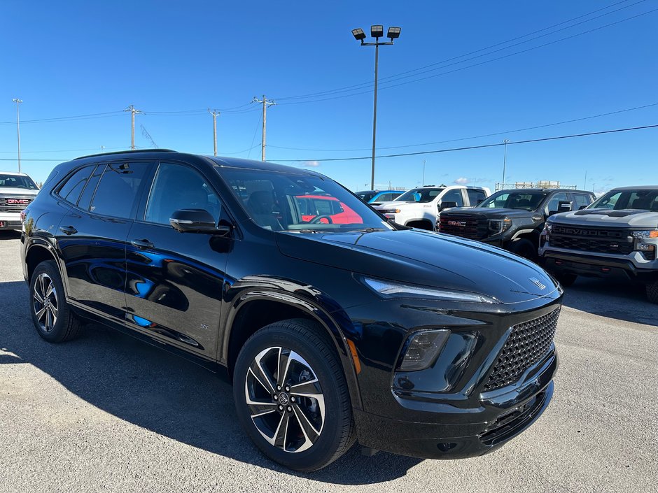 2025 Buick Enclave Sport Touring in Terrebonne, Quebec - w940px