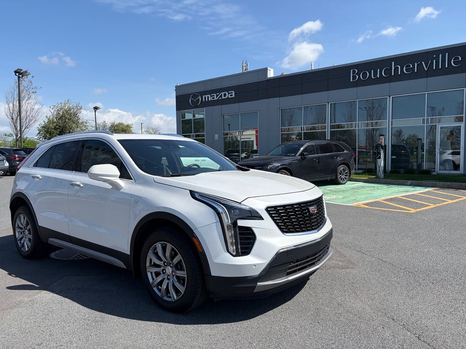 2020 Cadillac XT4 AWD PREMIUM LUXURY CUIR TOIT PANO in Boucherville, Quebec - w940px