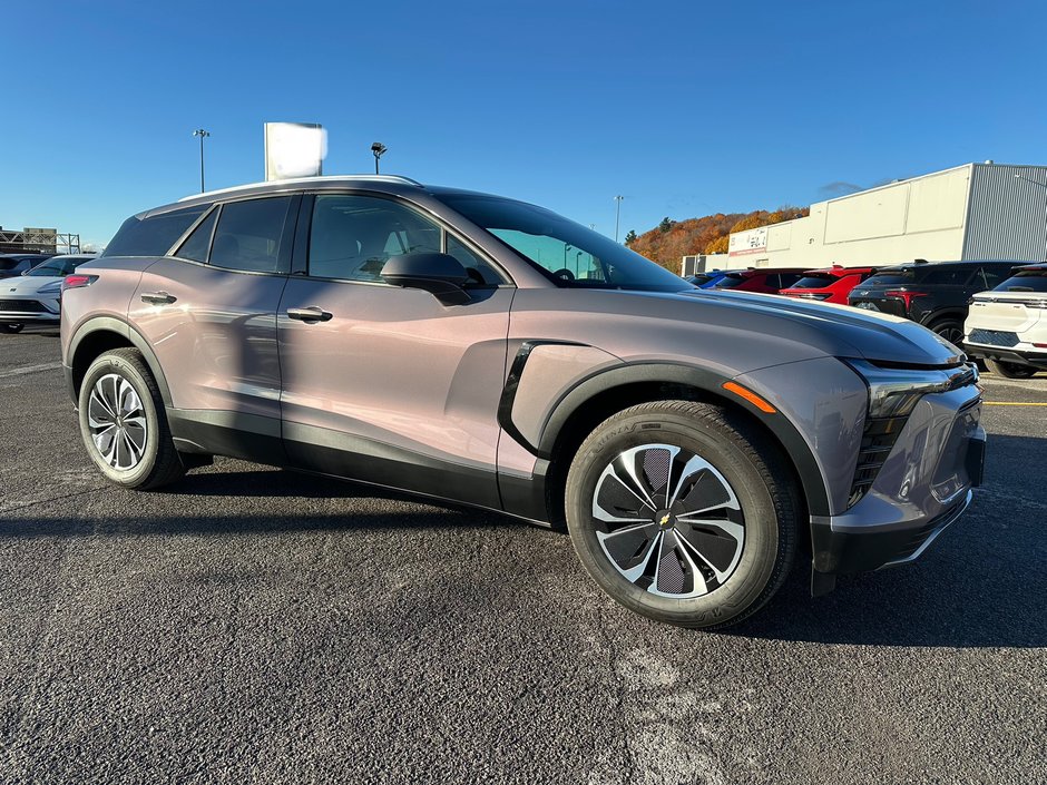 Chevrolet Blazer EV 2LT 2024 à Terrebonne, Québec - w940px