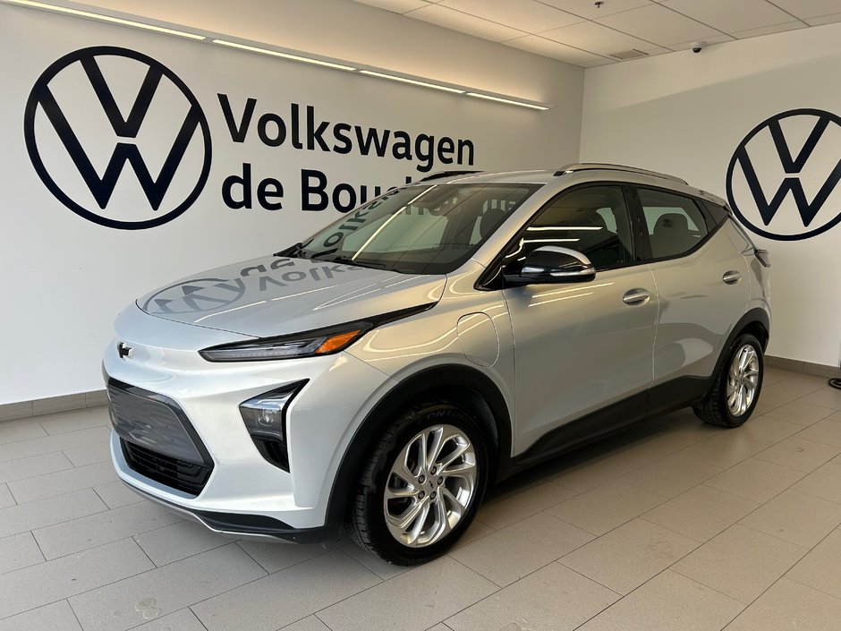 2023 Chevrolet BOLT EUV LT in Boucherville, Quebec - w940px