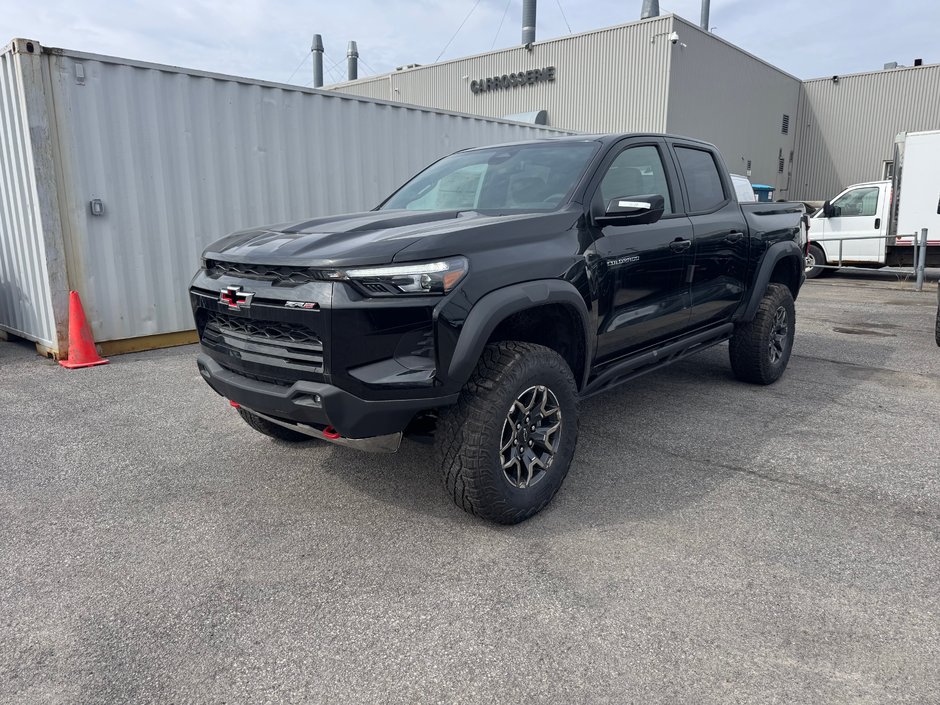 Chevrolet COLORADO 4WD CREW CAB ZR2 SHORT BOX (4ZR) 4WD 2026 à Terrebonne, Québec - w940px