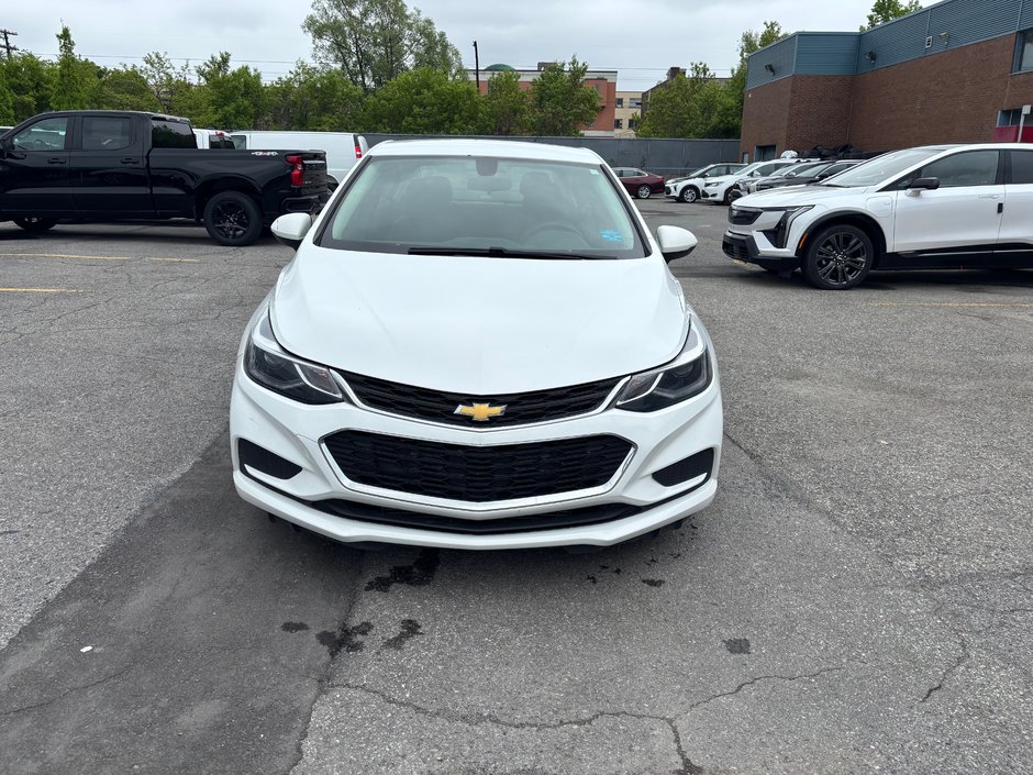 Chevrolet Cruze  2018 à Montréal, Québec - w940px