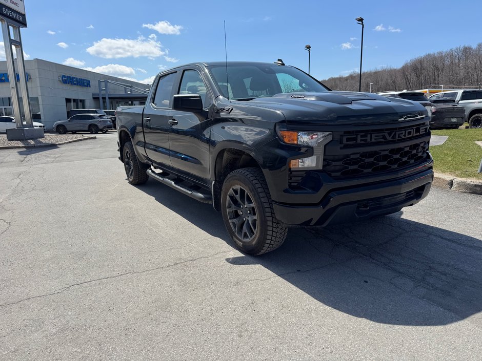2026 Chevrolet Silverado 1500 Custom Trail Boss in Terrebonne, Quebec - w940px