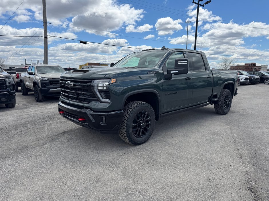 2026 Chevrolet Silverado 2500 HD LTZ in Terrebonne, Quebec - w940px