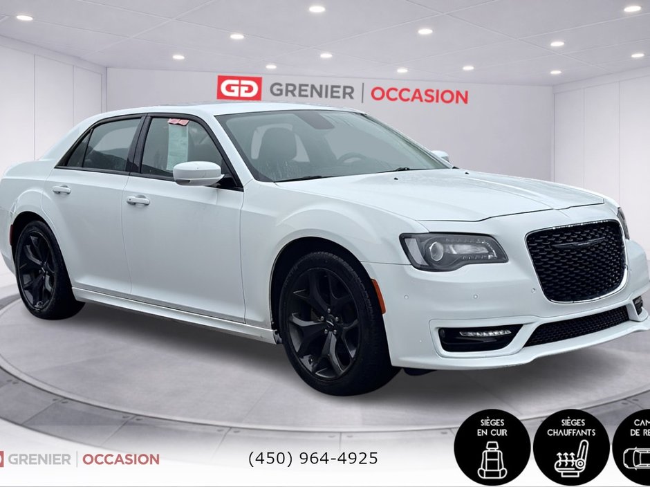 2022 Chrysler 300 300 Touring L Cuir in Terrebonne, Quebec - w940px