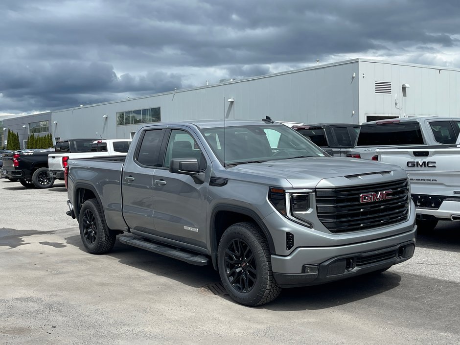 GMC Sierra 1500  2024 à Montréal, Québec - w940px