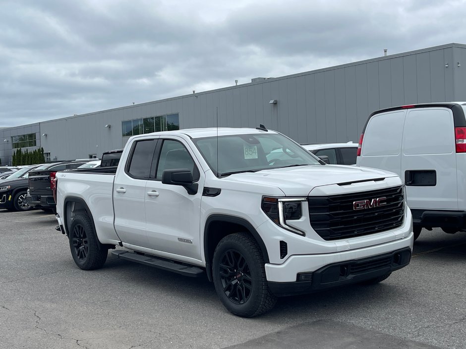 GMC Sierra 1500  2024 à Montréal, Québec - w940px