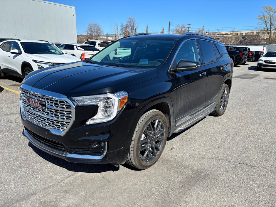 2024 GMC Terrain Denali in Montréal, Quebec - w940px