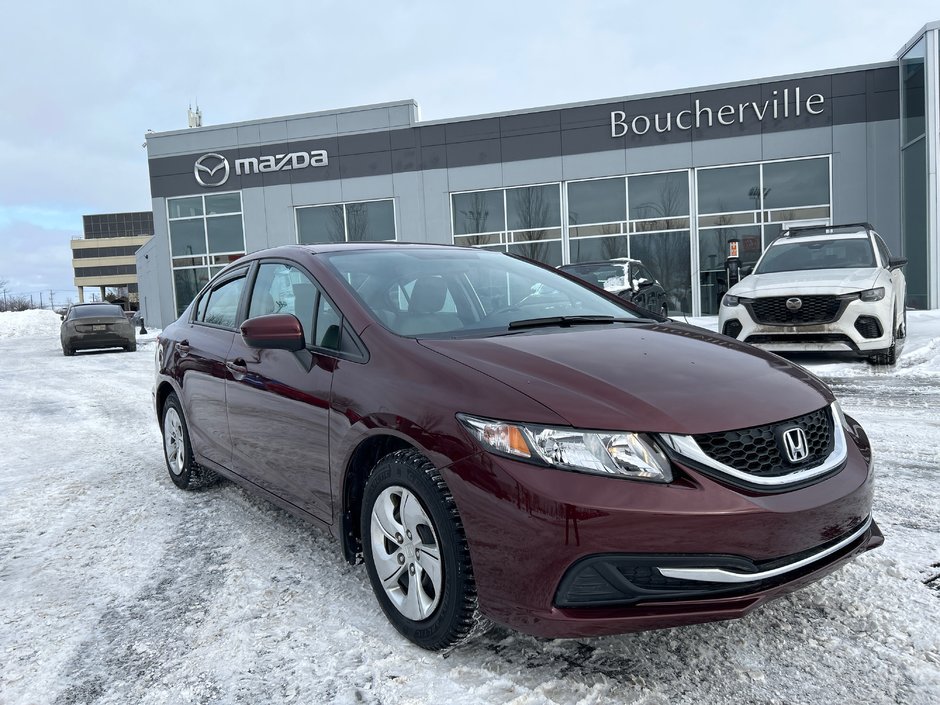 Honda Civic Sedan LX / BLUETOOTH / SIÈGES CHAUFFANTS 2014 à Boucherville, Québec - w940px