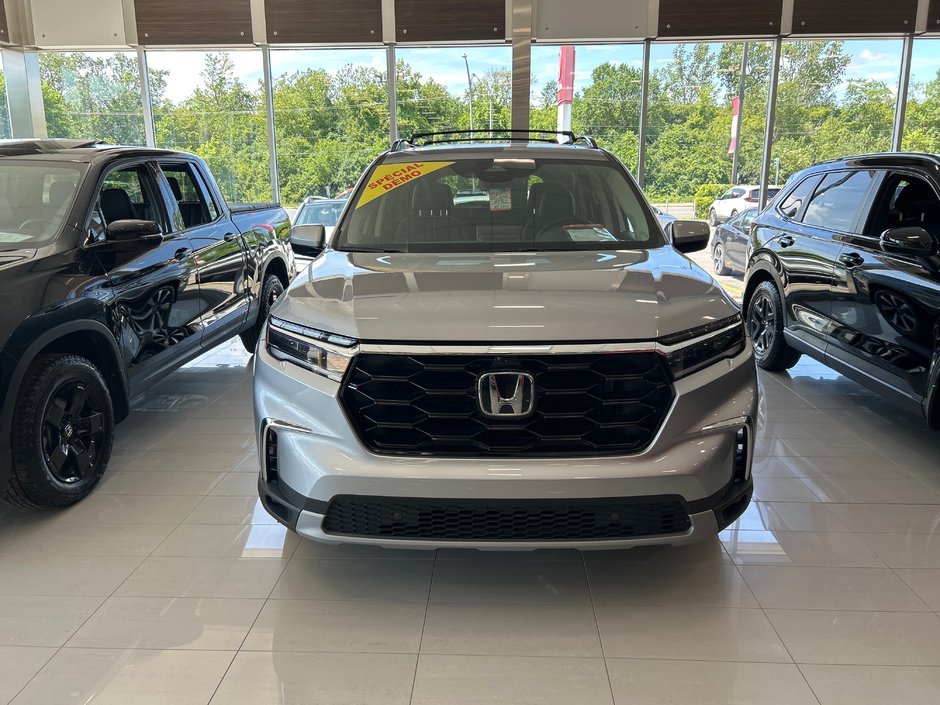 2025 Honda Pilot Touring-1