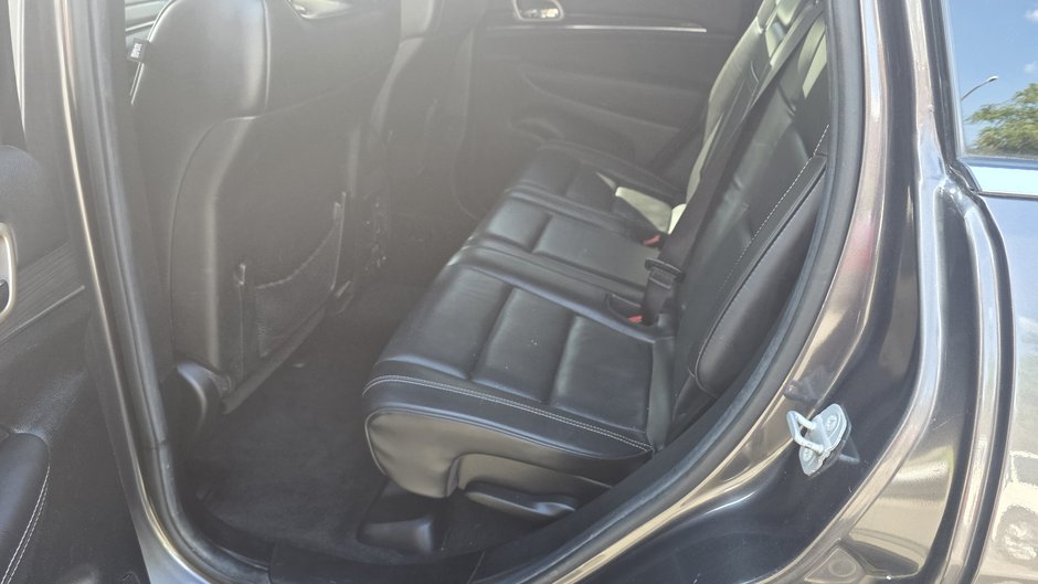 Jeep Grand Cherokee Overland 2014-30