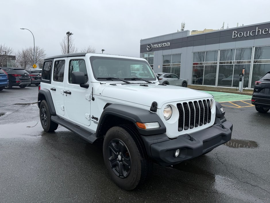 Jeep Wrangler Unlimited Sport,V6,AIR, BAS KM 2021 à Boucherville, Québec - w940px
