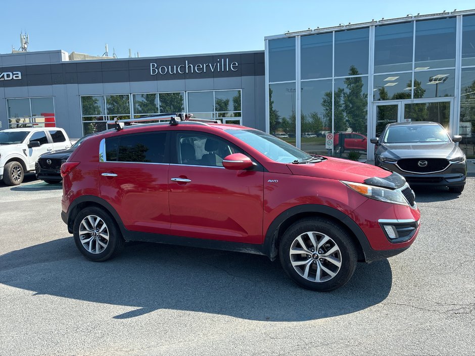 2014 Kia Sportage EX, AWD, BAS KM in Boucherville, Quebec - w940px