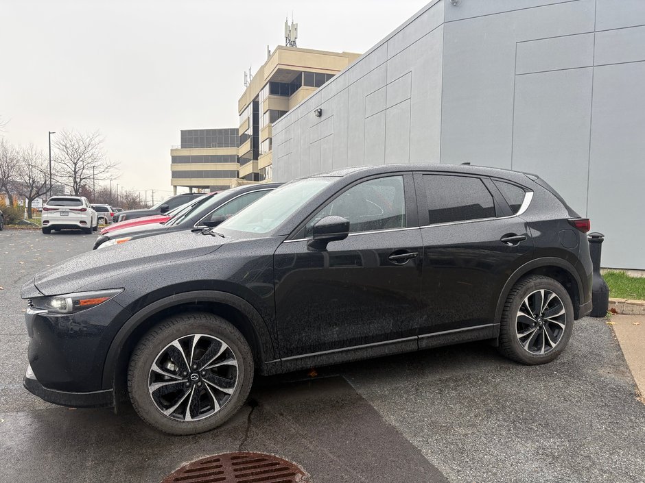 Mazda CX-5 GS CONFORT-TOIT-PNEUS HIVER INCLUS- BAS KILO 2024 à Boucherville, Québec - w940px