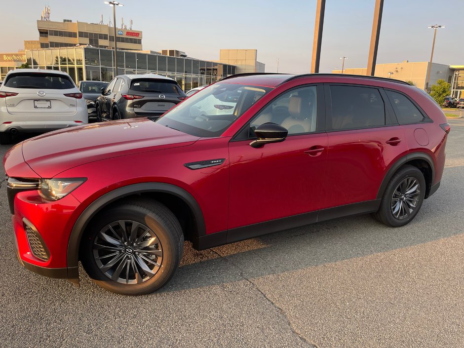 2025 Mazda CX-70 Plug-In Hybrid GS-L in Boucherville, Quebec - w940px