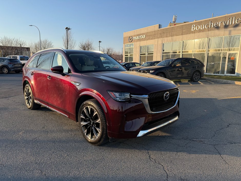 Mazda CX-90 MHEV SIGNATURE GARANTIE 1 PROPRIO JAMAIS ACCIDENTÉ 2024 à Boucherville, Québec - w940px