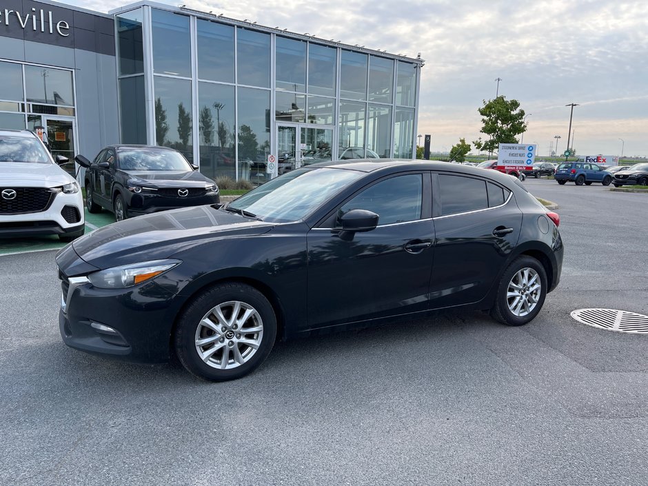 Mazda Mazda3 Sport TOIT, BAS KM,SKYACTIV 2018 à Boucherville, Québec - w940px