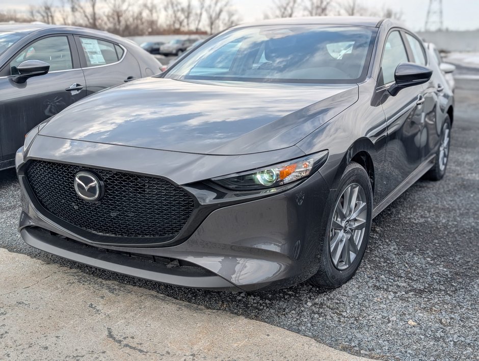 Mazda Mazda3 Sport GX 2025 à Boucherville, Québec - w940px