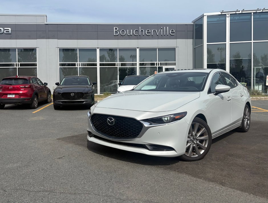 Mazda Mazda3 GT AWD 2.5 BERLINE 2025 à Boucherville, Québec - w940px