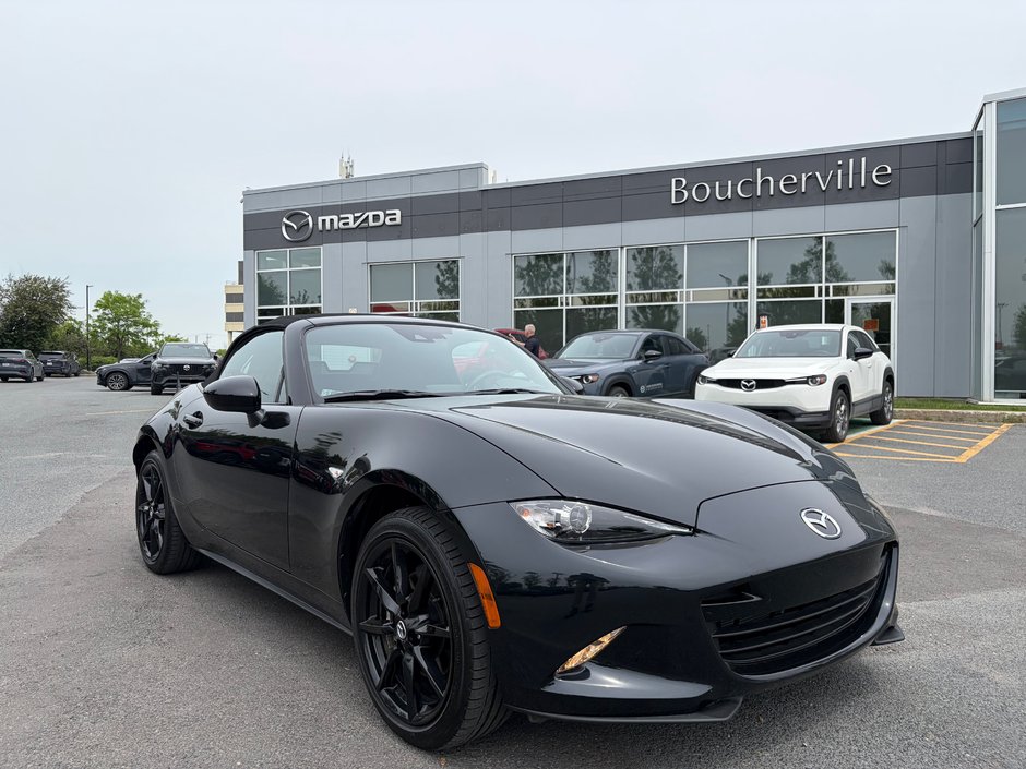 2023 Mazda MX-5 GS, BAS KM, GARANTIE COMPLÈTE MAI 2027 in Boucherville, Quebec - w940px