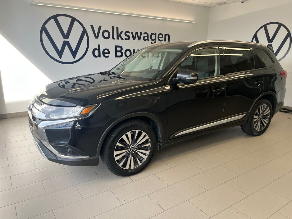 2020 Mitsubishi Outlander ES-AWC in Boucherville, Quebec - w940px