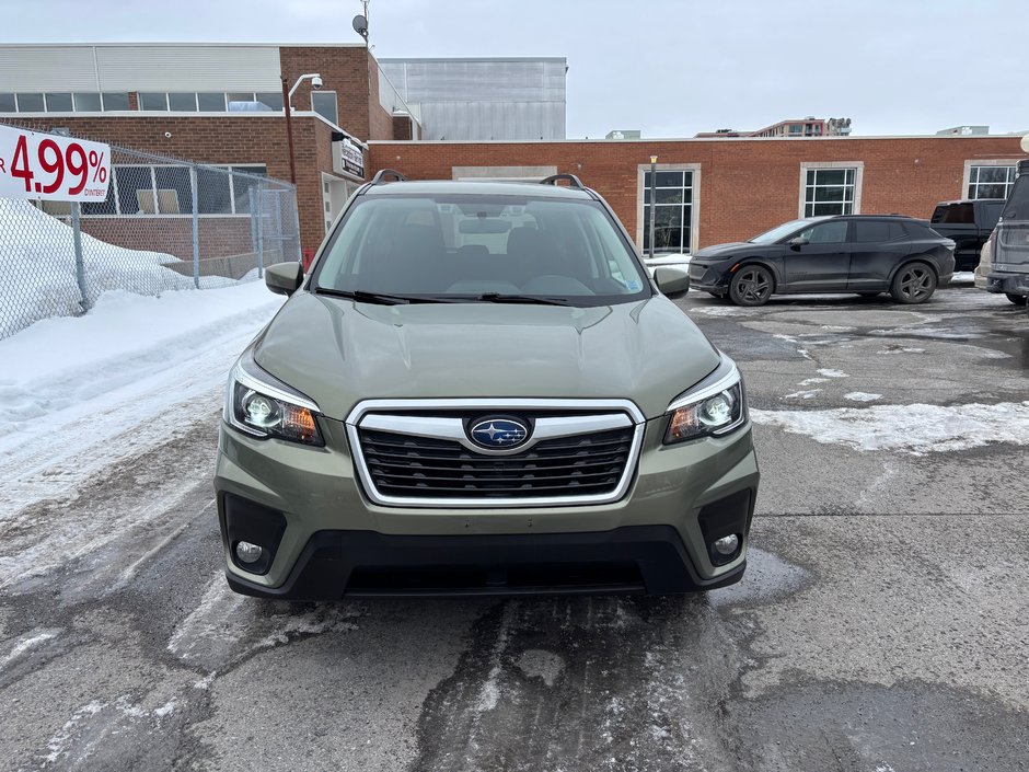 Subaru Forester  2019 à Montréal, Québec - w940px