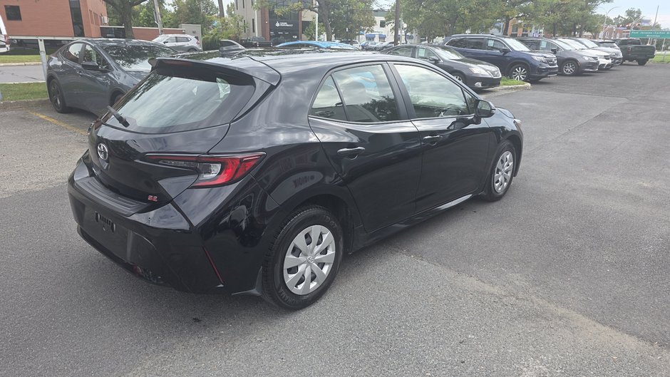 Toyota Corolla Hatchback SE 2025-4
