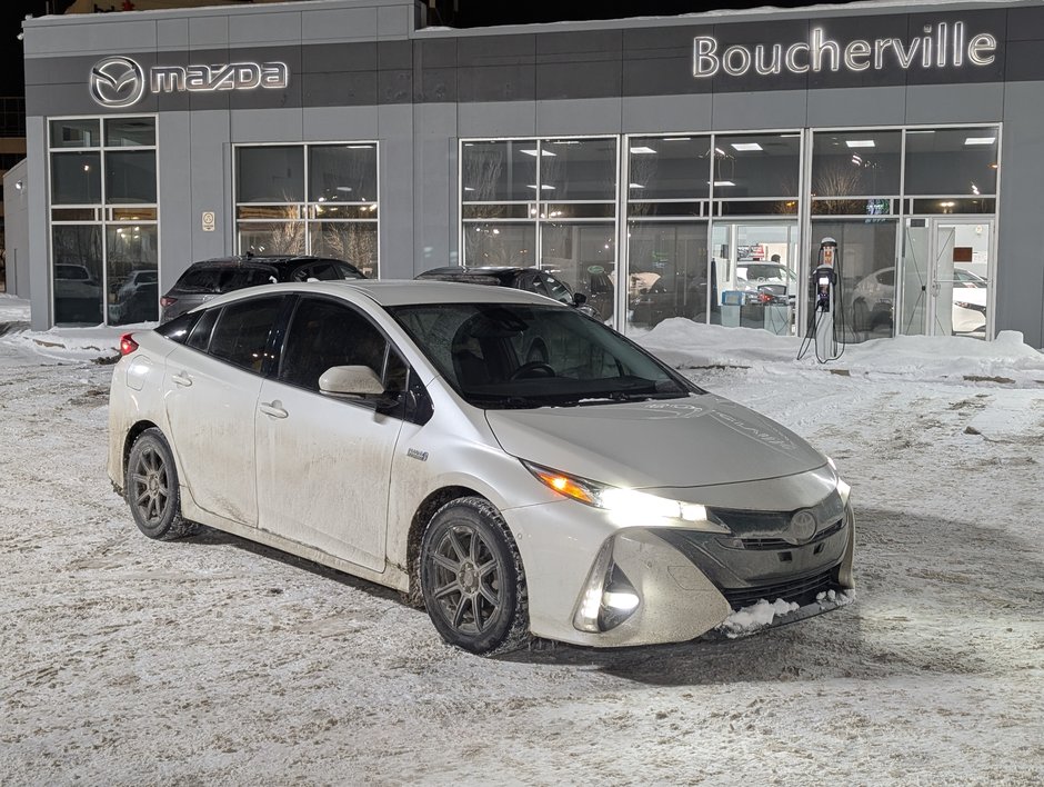 2017 Toyota Prius Prime TECHNOLOGIE CUIR NAV JAMAIS ACCIDENTÉ in Boucherville, Quebec - w940px