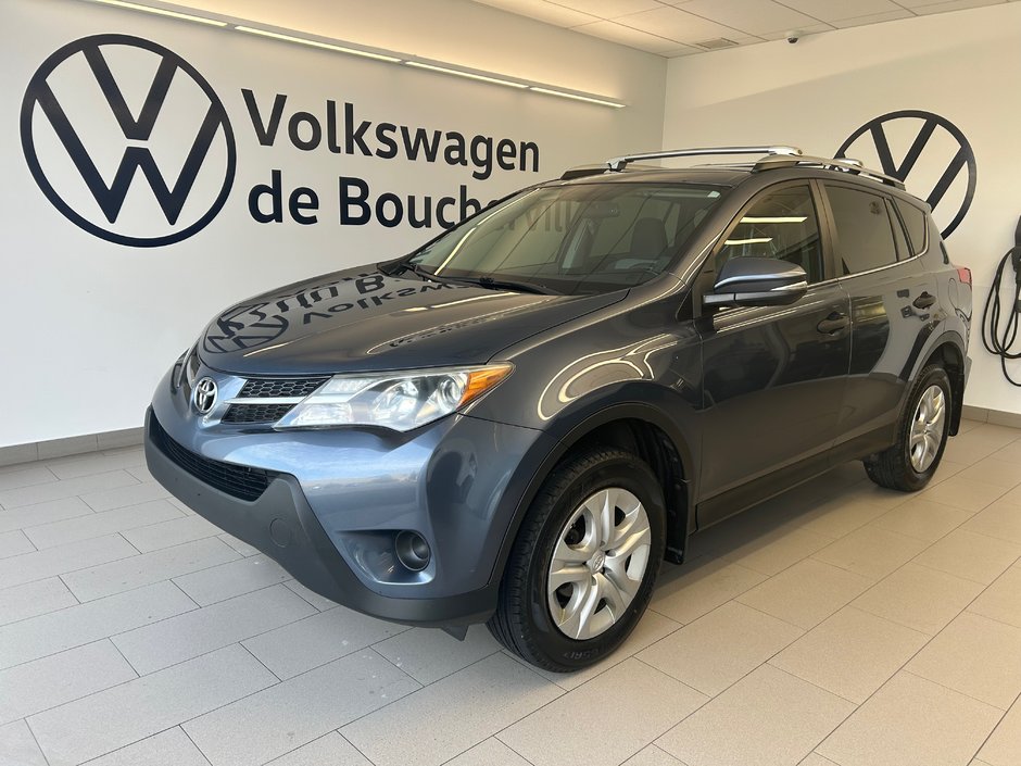 2013 Toyota RAV4 LE in Boucherville, Quebec - w940px