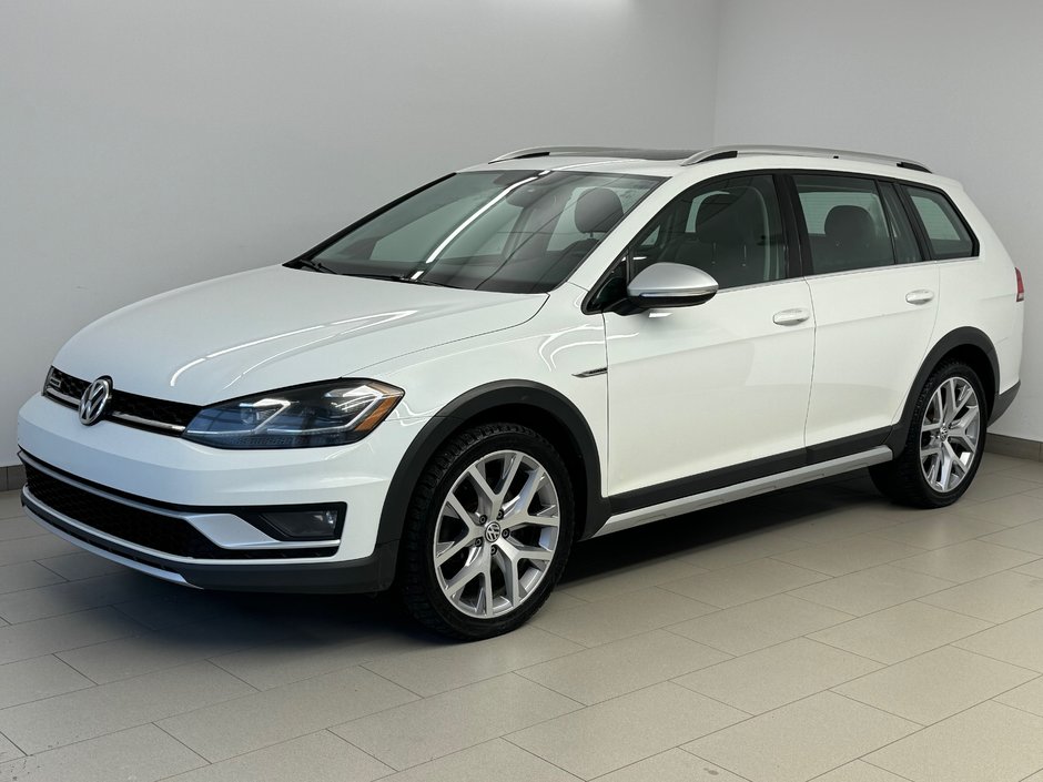 Volkswagen GOLF ALLTRACK EXECLINE 2019 à Boucherville, Québec - w940px