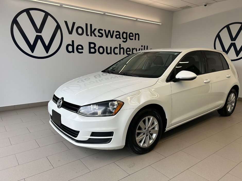 Volkswagen Golf TRENDLINE 2015 à Boucherville, Québec - w940px
