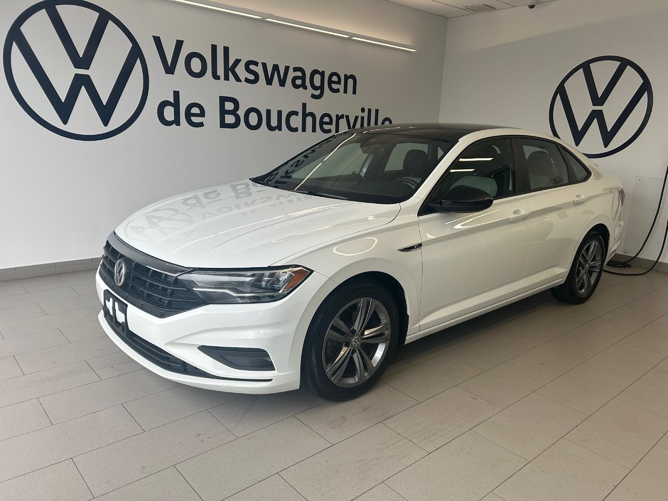 Volkswagen Jetta HIGHLINE R-LINE 2019 à Boucherville, Québec - w940px
