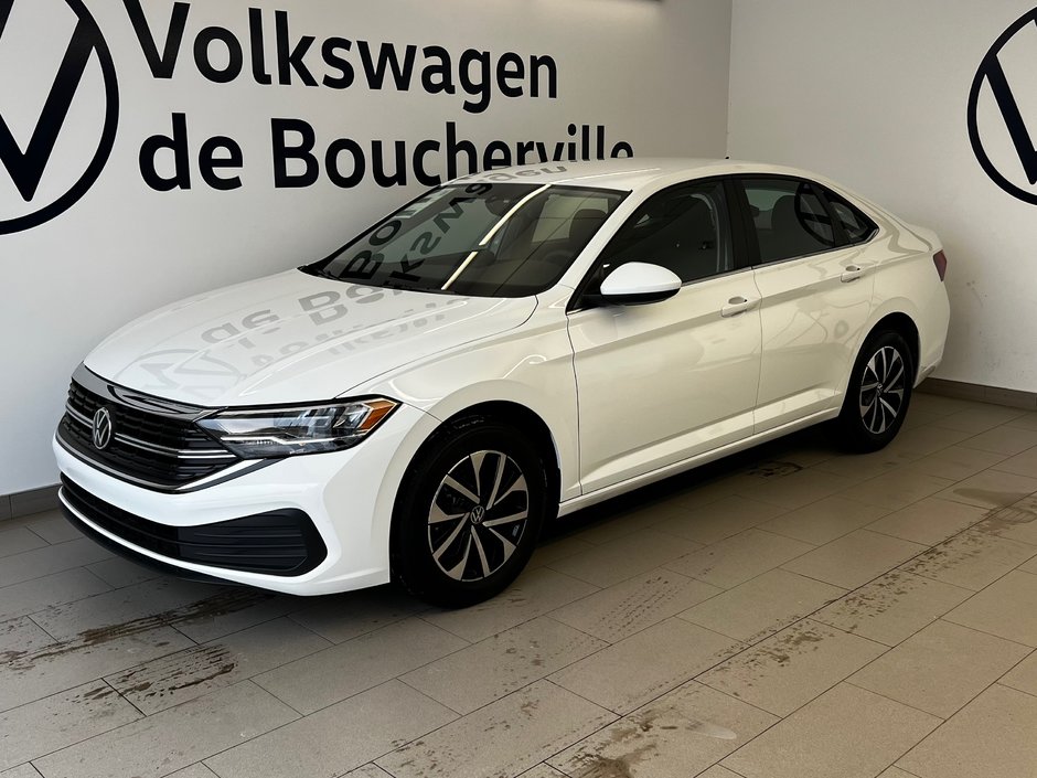 Volkswagen Jetta TRENDLINE 2024 à Boucherville, Québec - w940px