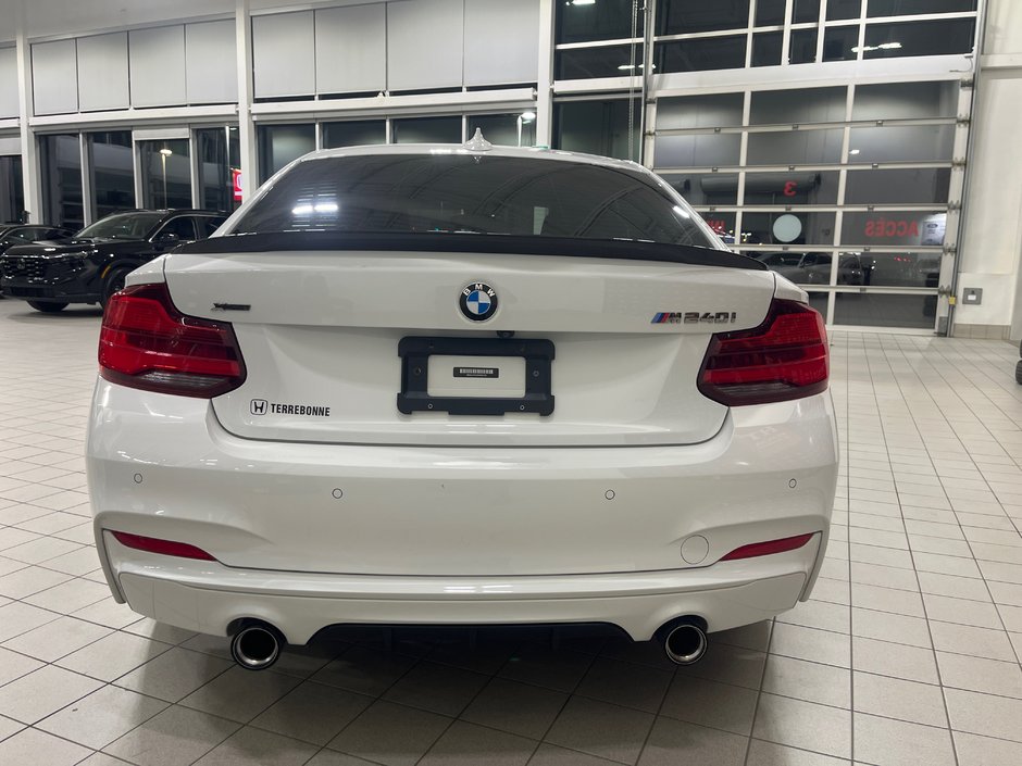BMW 2 Series M240i xDrive 2019-5