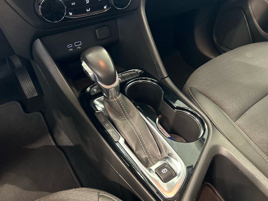 Buick Encore GX Preferred 2024-17