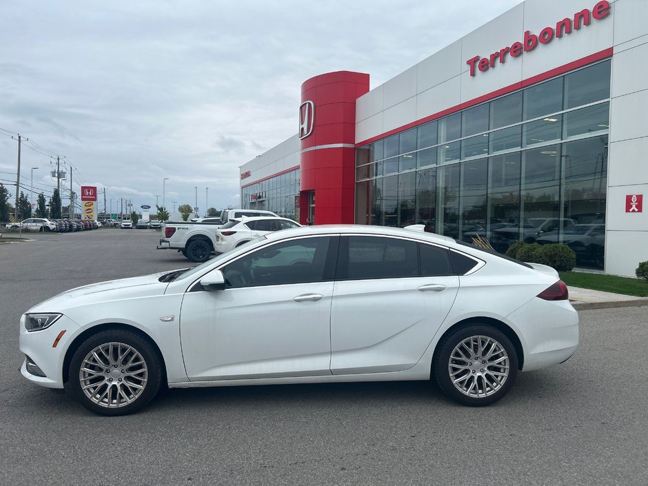 Buick Regal Sportback Preferred II 2019-1