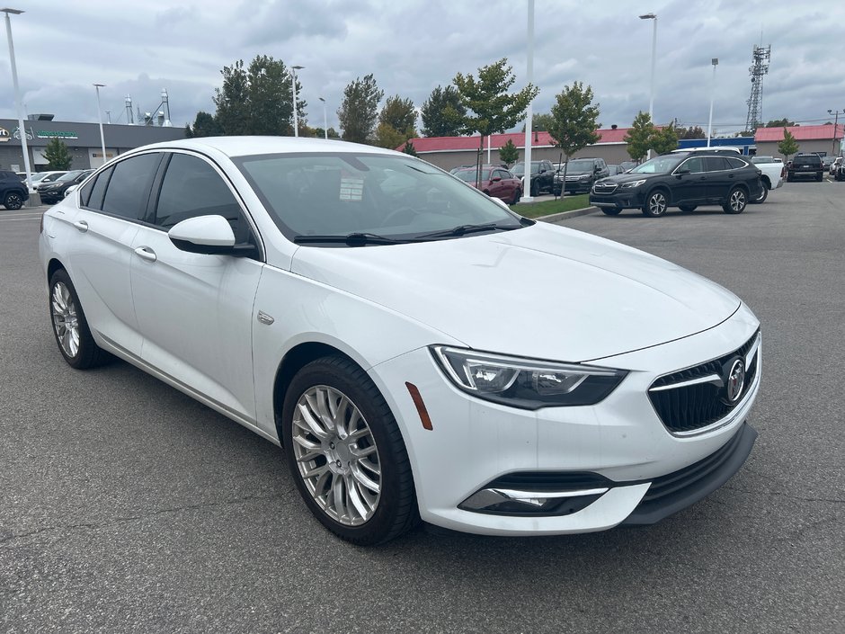 Buick Regal Sportback Preferred II 2019-4