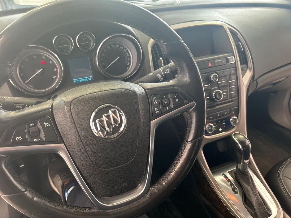 2013 Buick Verano Leather-22