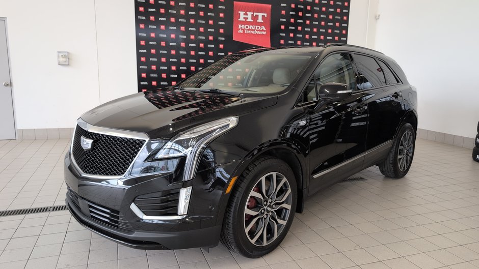 2023 Cadillac XT5 AWD Sport-0
