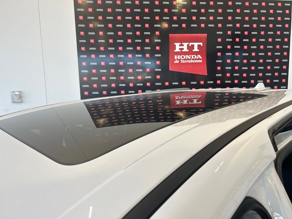 Chrysler Pacifica Hybrid Limited 2022-24