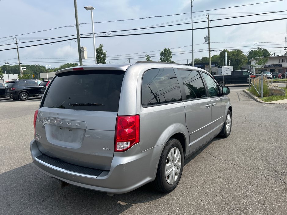 Dodge Grand Caravan SXT 2016-4