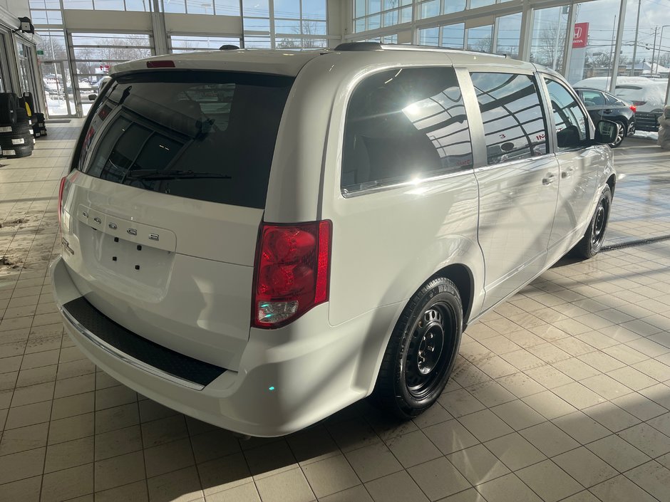 2019 Dodge Grand Caravan SXT Premium Plus-25