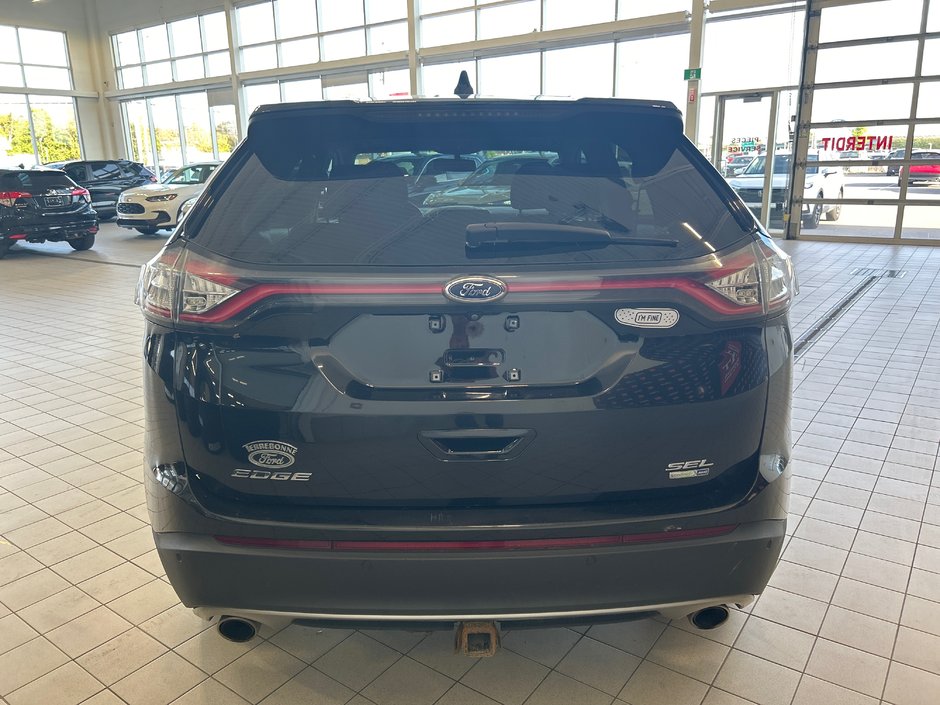 Ford Edge SEL 2017-24