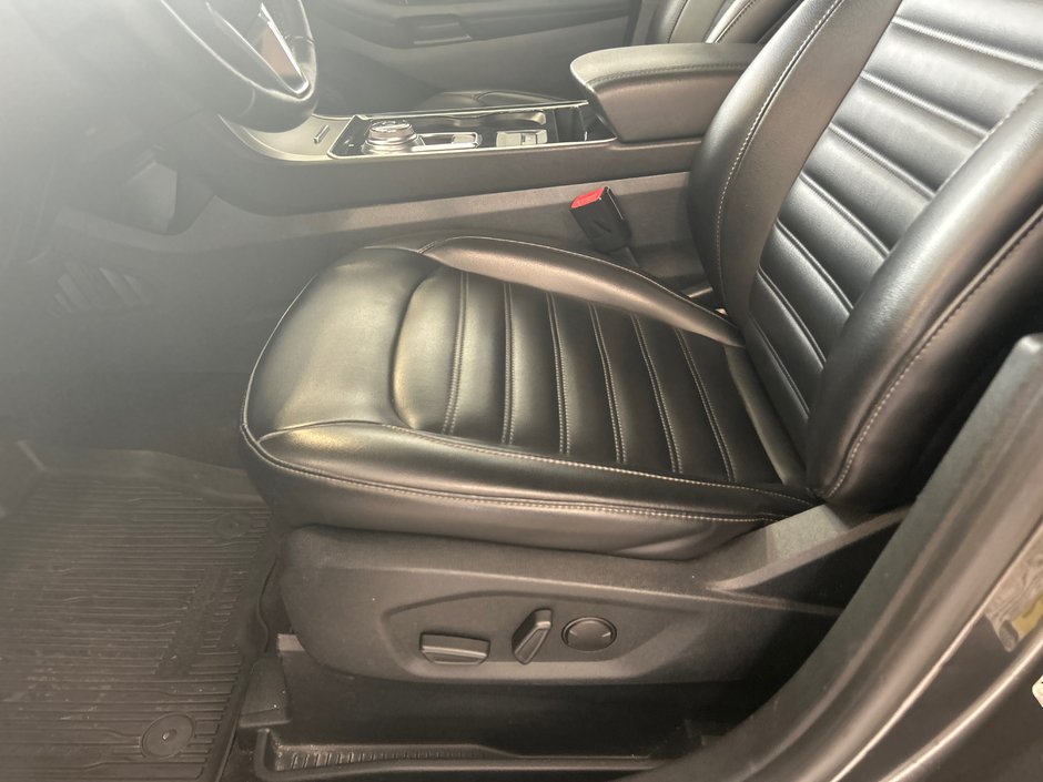 2020 Ford Edge SEL-15