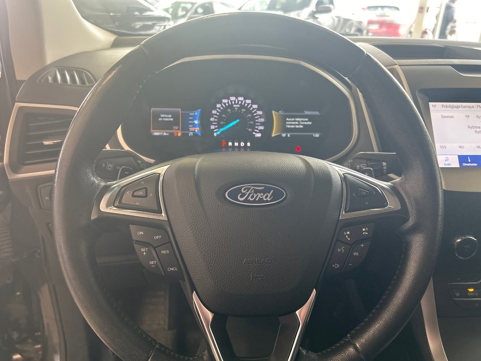 2020 Ford Edge SEL-22