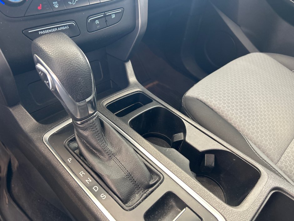 Ford Escape SE 2018-16