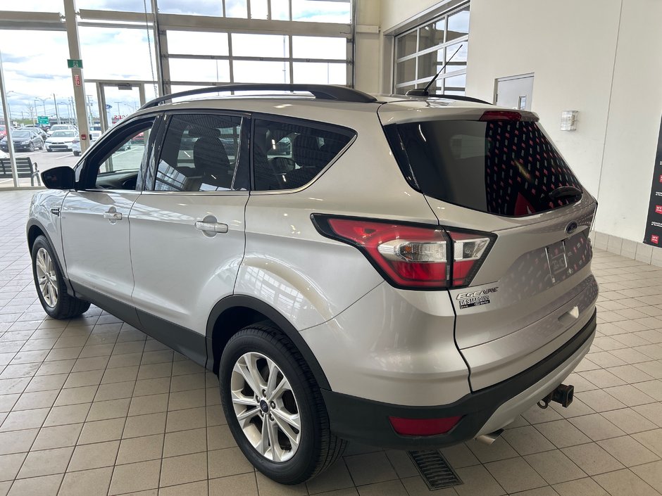 Ford Escape SE 2018-24