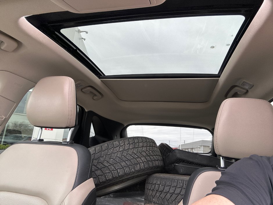 2020 Ford Escape SEL-10